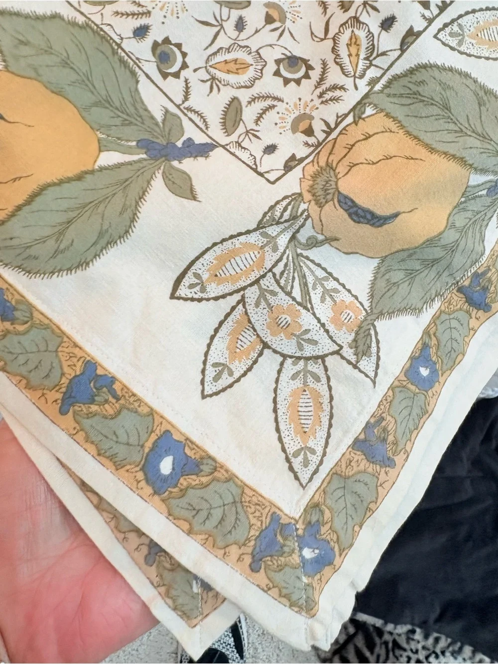 Vintage Williams Sonoma Tablecloth 70” x 90” Cotton Floral Leaves Fall